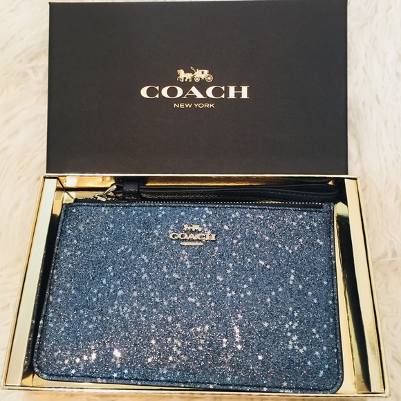 Coach F38641 Midnight Boxed Star Glitter Wristlet - Picture 5 of 5